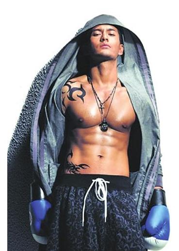 黃曉明臺灣出席宣傳活動(dòng)