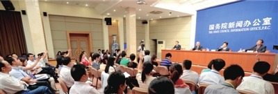 昨天，國新辦舉行民生保障工作新聞發(fā)布會(huì)。新華社發(fā)